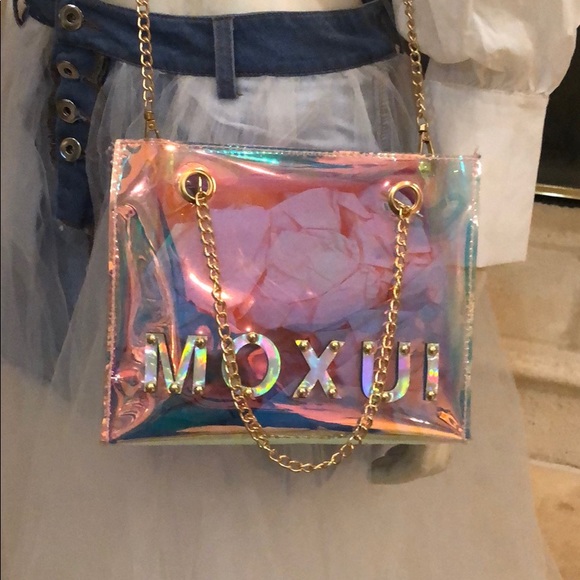 Trendy Iridescent/Hologram Tote/Crossbody Handbag - Picture 4 of 8